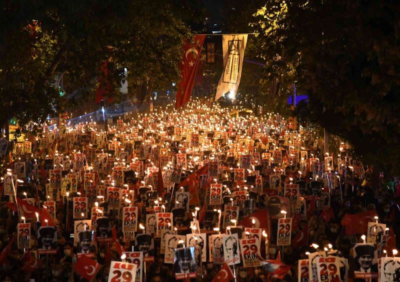 Kadıköy bayramı ’Cumhuriyet Yürüyüşü’ ile kutlayacak