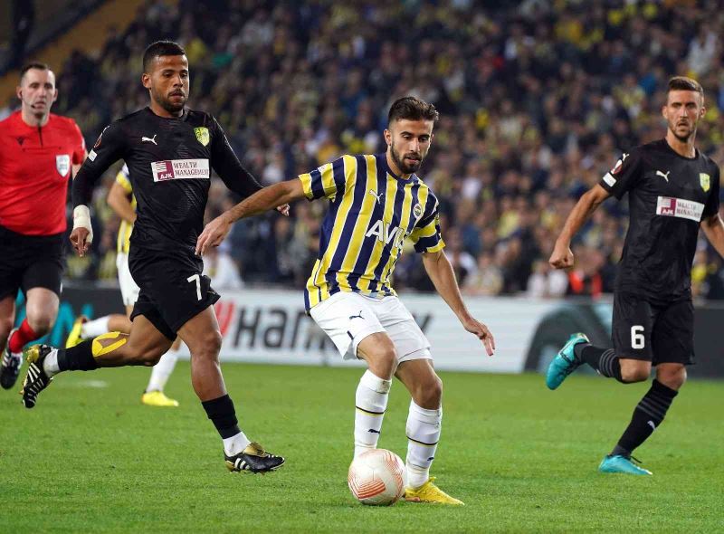 UEFA Avrupa Ligi: Fenerbahçe: 2 - AEK Larnaca: 0 (İlk yarı)
