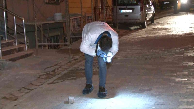 Esenyurt’ta komşular arasında silahlı kavga çıktı: 1 yaralı