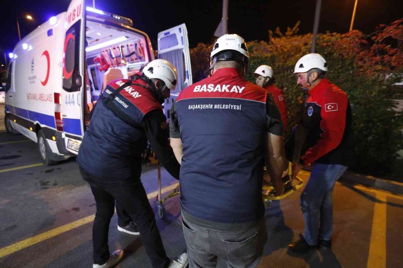 Başakşehir’de ’Çök-Kapan-Tutun’ tatbikatı gerçeği aratmadı