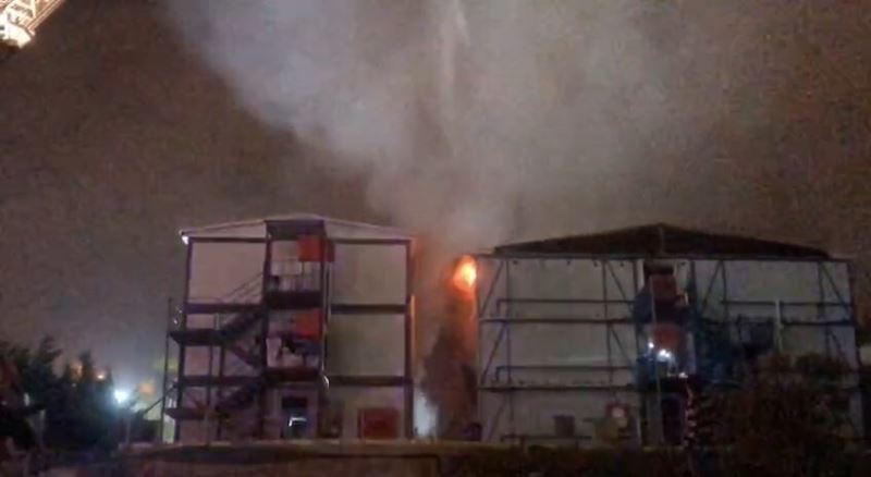 Ataşehir’de inşaat şantiyesinde korkutan yangın: 1 ölü
