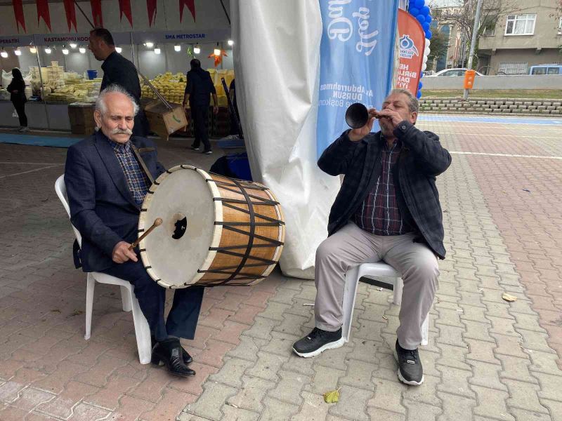 Sultangazi’de Erzurum Cağ Kebabı ve İspir Kuru Fasulyesi festivali başladı