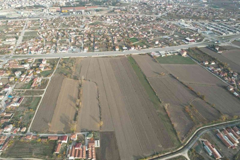 Başkan Üçok açıkladı: Suluova’ya yeni sanayi sitesi yapılacak