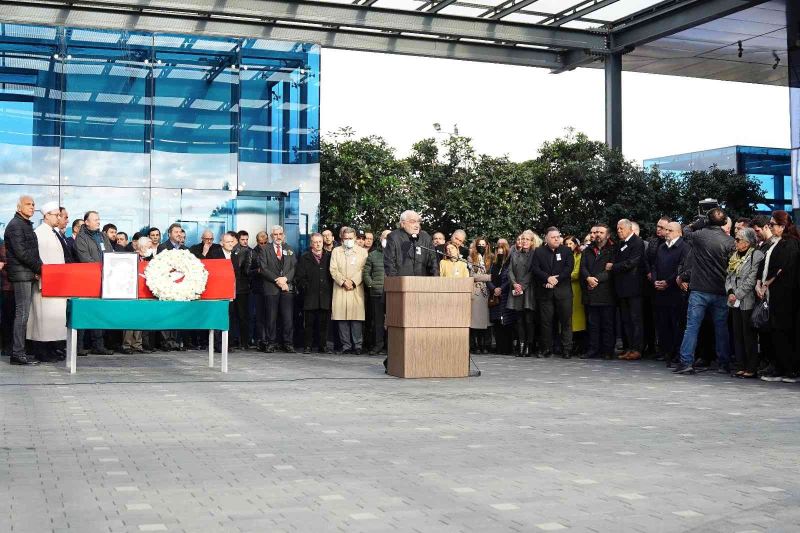 Hıncal Uluç için Turkuvaz Medya’da tören düzenlendi
