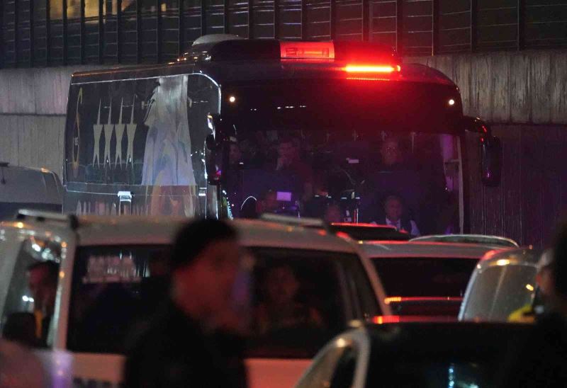 Galatasaray stada geldi
