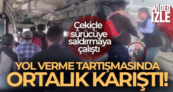 İETT otobüs şoförüne çekiçli saldırı kamerada