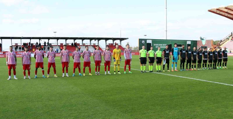 Ziraat Türkiye Kupası: Ümraniyespor: 4 - Efeler 09 Spor Futbol Kulübü: 0
