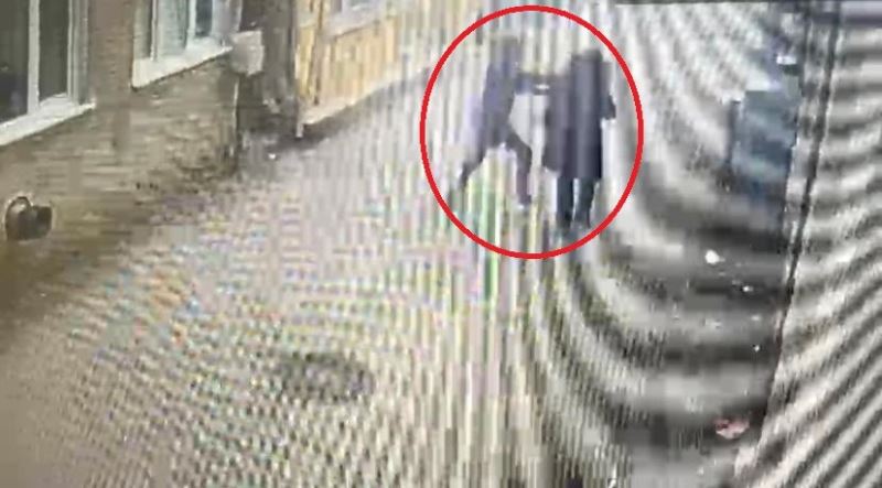   Bursa’da genç kadını gasp etme anı kameraya yansıdı