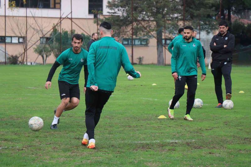 Sakaryaspor, Gençlerbirliği mesaisinde
