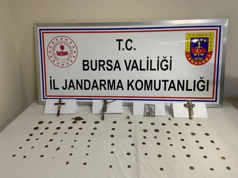 Jandarmadan tarihi eser kaçakçılarına darbe
