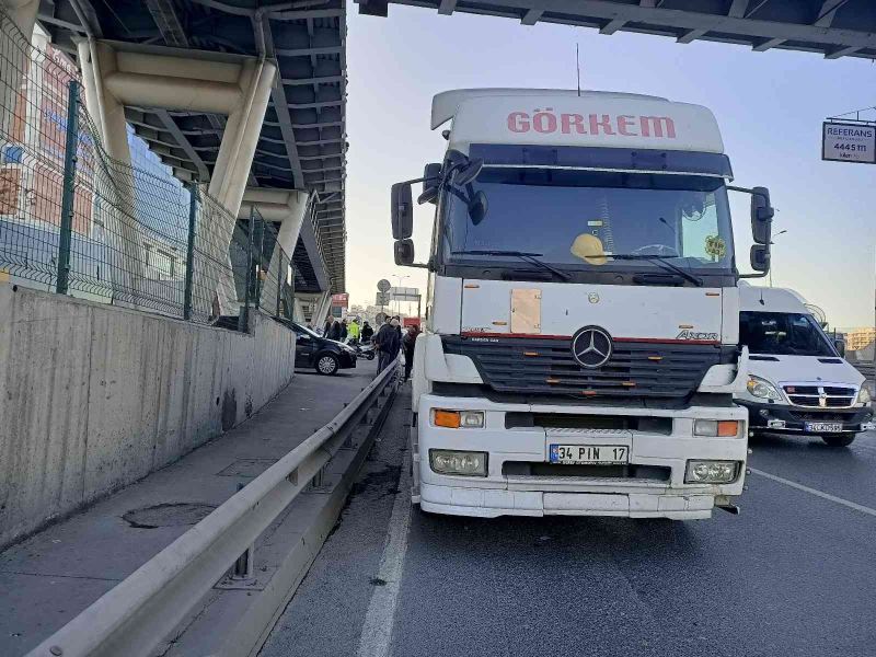 Haramidere’de tırın çarptığı elektrikli bisiklet sürücüsü öldü