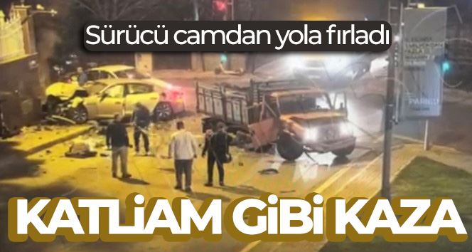 Beşiktaş’ta katliam gibi kaza kamerada: Sürücü camdan yola fırladı