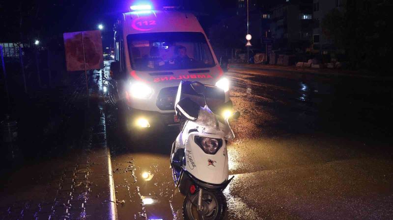 Edirne’de motosikletten düşen kurye yaralandı
