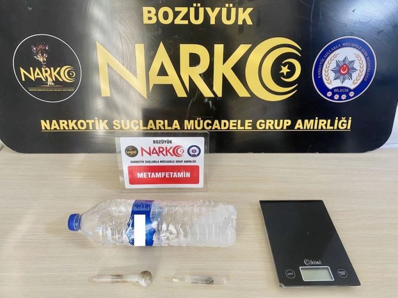 Bilecik’te 585,20 gram sıvı metamfetamin maddesi ele geçirildi
