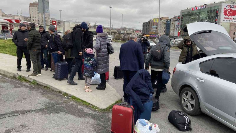 Ukrayna’dan tahliye edilen Türk vatandaşları İstanbul’a gelmeye devam ediyor

