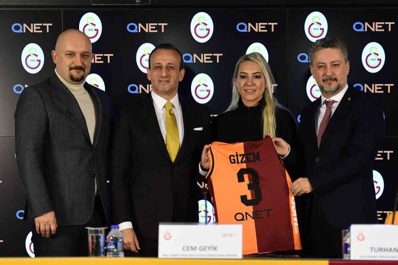 Galatasaray Kadın Voleybol Takımı forma sırt numara altı sponsoru QNET oldu
