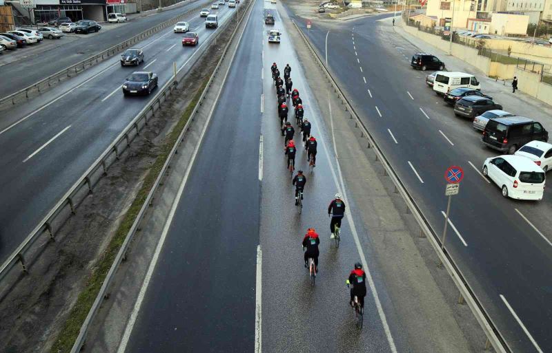 Çanakkale şehitleri anısına 300 kilometre pedal çevirecekler
