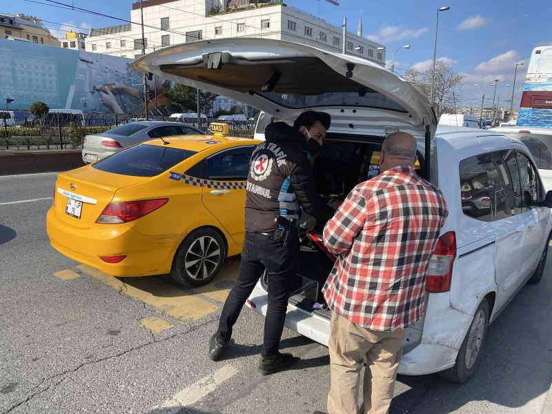 Eminönü’nde taksicilere ceza yağdı
