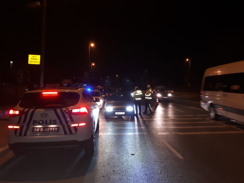 Küçükçekmece’de 334 polis şok denetim gerçekleştirdi