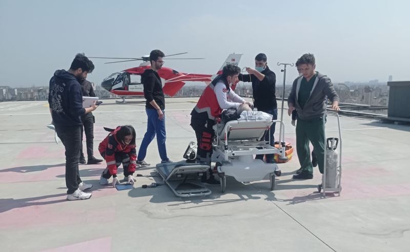 Ambulans helikopteri kalp krizi ve epilepsi nöbeti geçiren hastalar için havalandı