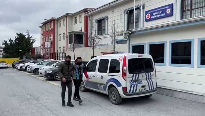 Esenyurt’ta yol kapatıp drift yapan şahsa ceza yağdı
