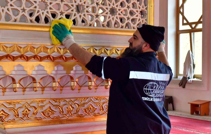 Esenyurt’ta camiler Ramazana hazırlanıyor
