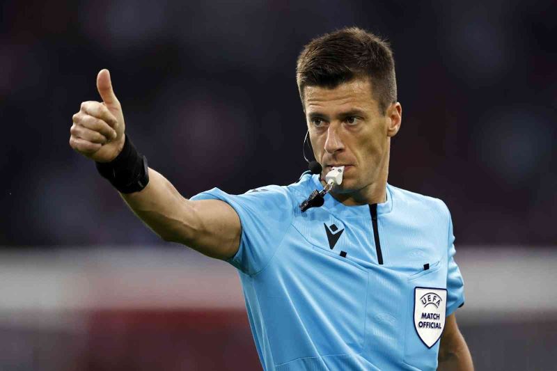 Galatasaray - Barcelona maçını Fransız Benoit Bastien yönetecek
