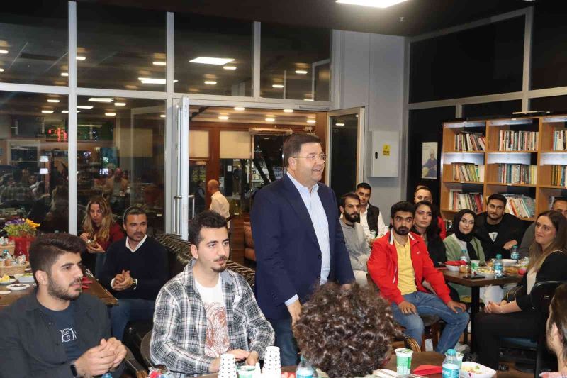 Başkan Ali Kılıç’tan üniversitelilere raylı sistem müjdesi