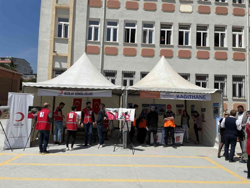 Kağıthane’de “Meslek Liseleri Tanıtımı ve Mesleki Eğitim Şöleni” açılışı yapıldı