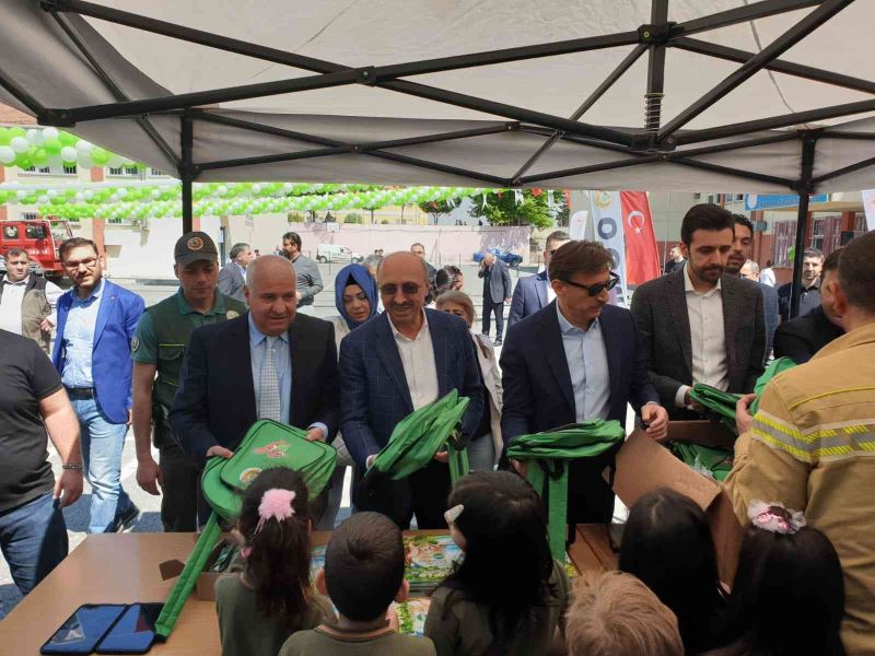 Bahçelievler’de okullar yeşillendiriliyor