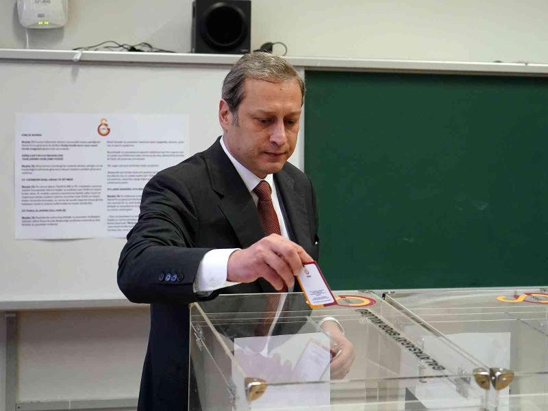 Burak Elmas oyunu kullandı
