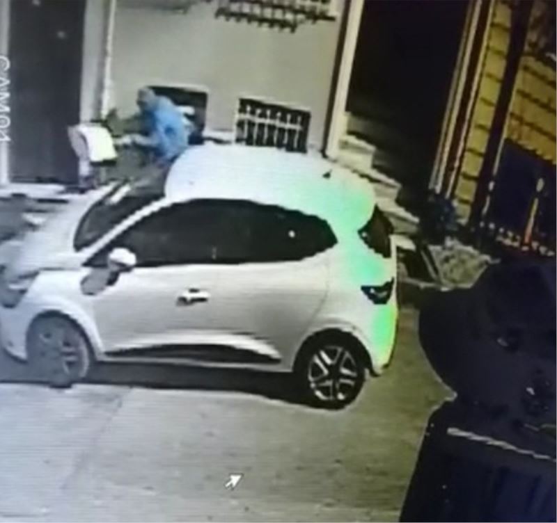 (Özel) Şişli’deki o mahallede peş peşe hırsızlık şoku: Hırsızlık olayları güvenlik kamerasında
