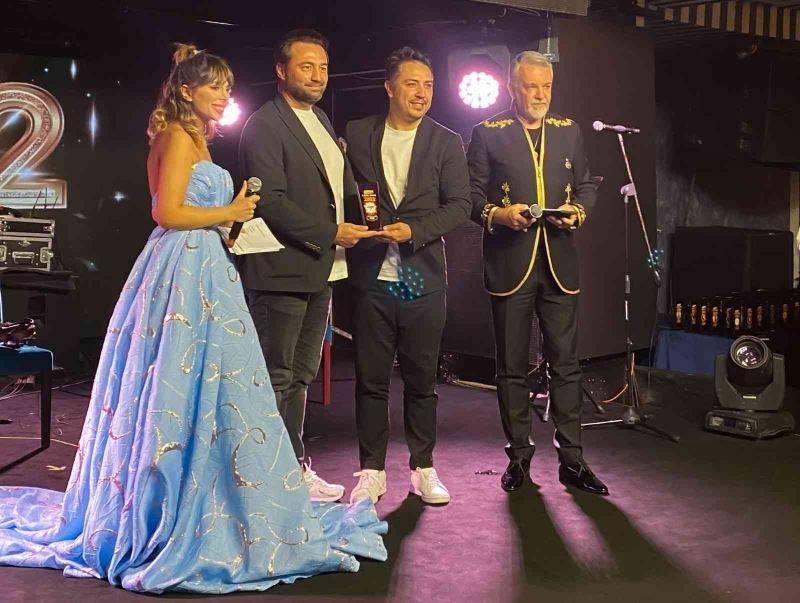 ‘Yılın En Hızlı Teslimat Markası’ ödülünü Vigo aldı
