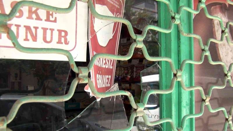 Ümraniye’de markette taciz iddiası: Dükkanı basıp darbettiler
