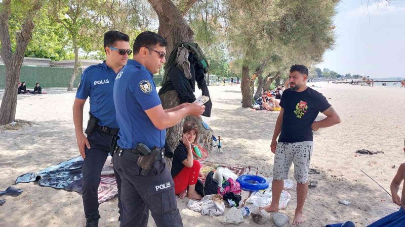 Küçükçekmece’de düzensiz göçmenlere yönelik denetim
