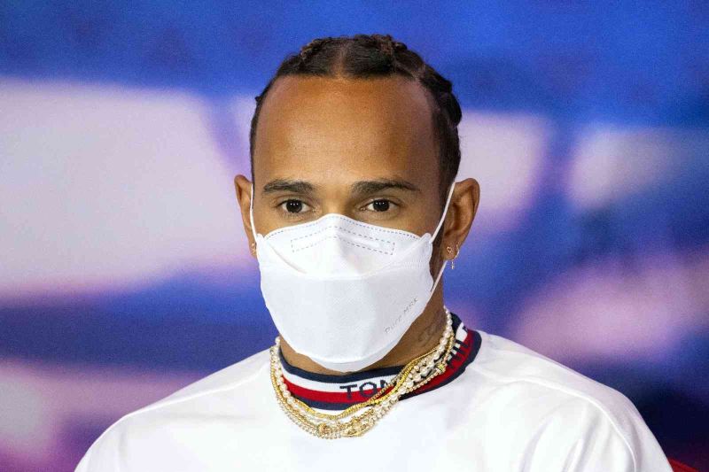 Lewis Hamilton: “Bu hafta sonu yarışacağım”
