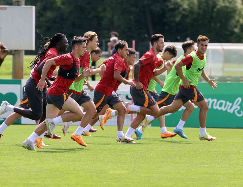 Galatasaray günü tek antrenmanla tamamladı
