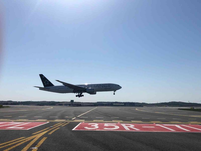 Güney Koreli havayolu şirketi iki buçuk yıl sonra Türkiye uçuşlarını yeniden başlattı
