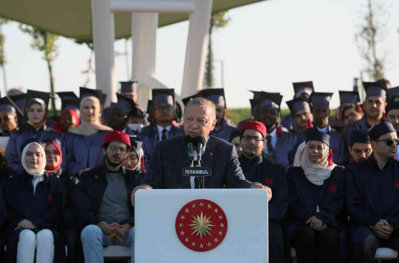 Cumhurbaşkanı Erdoğan: “Cumhuriyetimizin kuruluşunun 100. yılı olan 2023, büyük ve güçlü Türkiye’nin inşasında tarihi bir dönüm noktası olacaktır”
