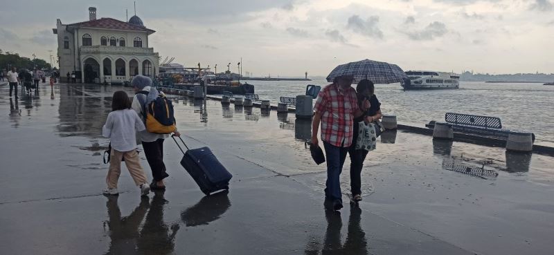 İstanbul Anadolu Yakası’nda yağışlar başladı
