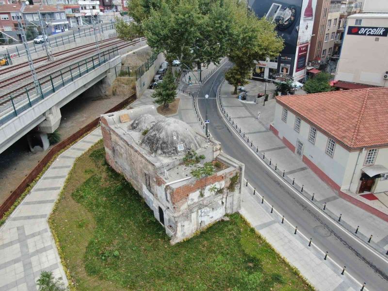 Kartal’da 200 yıllık tarihi hamam restore edilmeyi bekliyor