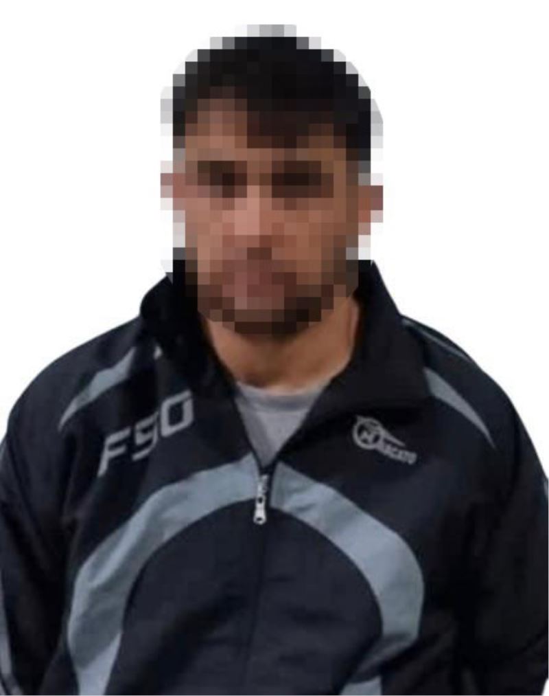 Motosikletle uyuşturucu taşıyan zanlılar polise yakalandı
