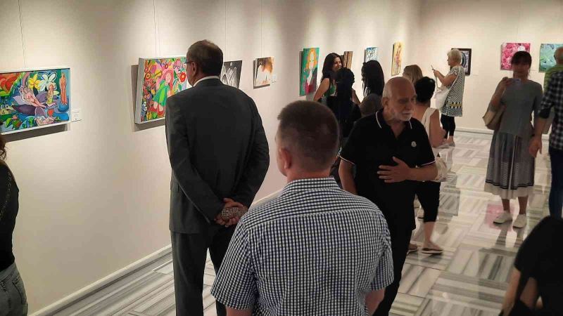 Beyoğlu’nda Türkiye-Kore Dostluk Sanat Sergisi açıldı