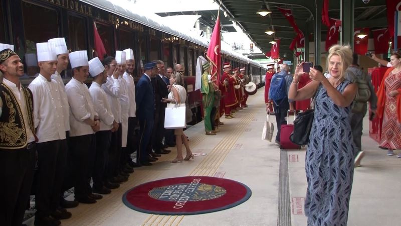 2 yıl aradan sonra “Orient Express” Paris’ten İstanbul’a geldi
