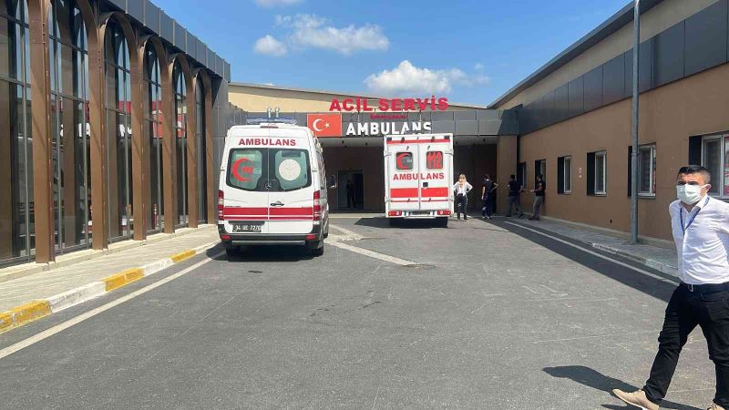 Yangın çıkan hastaneden tahliye edilen hastalar Prof. Dr. Murat Dilmener Acil Durum Hastanesi’ne getirildi
