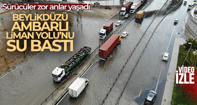 Beylikdüzü’nde yollar göle döndü, trafik durma noktasına geldi