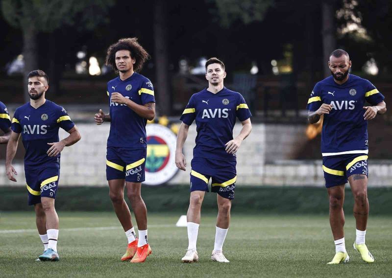 Fenerbahçe, Rennes maçı hazırlıklarına başladı
