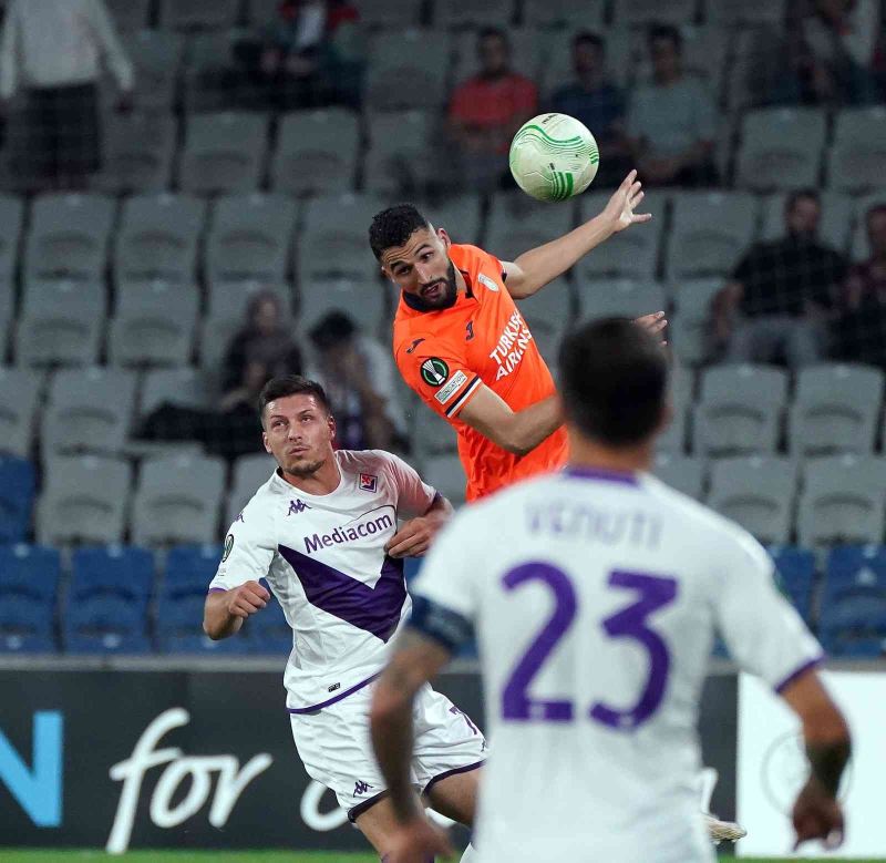 UEFA Avrupa Konferans Ligi: Medipol Başakşehir: 3 - Fiorentina: 0 (Maç sonucu)
