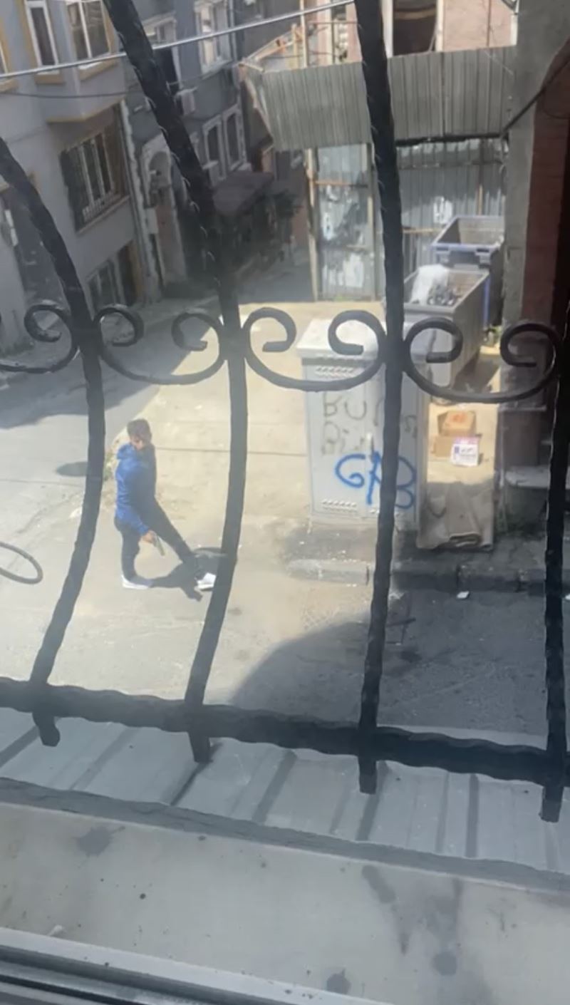 Beyoğlu’nda silahlı çatışma: Silahlı şehir eşkıyalarını polis yakaladı