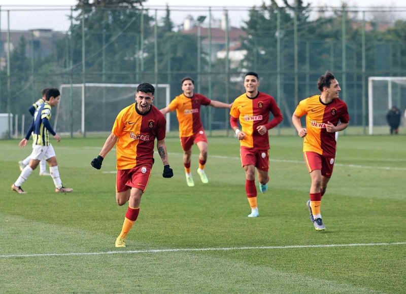 U19’da Galatasaray, Fenerbahçe’yi 4-0 mağlup etti
